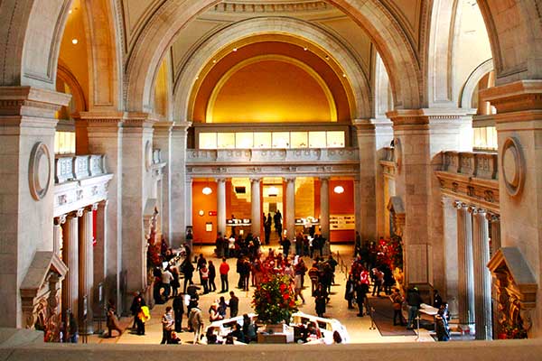 The Metropolitan Museum of Art exterior on Fifth Avenue in New York City