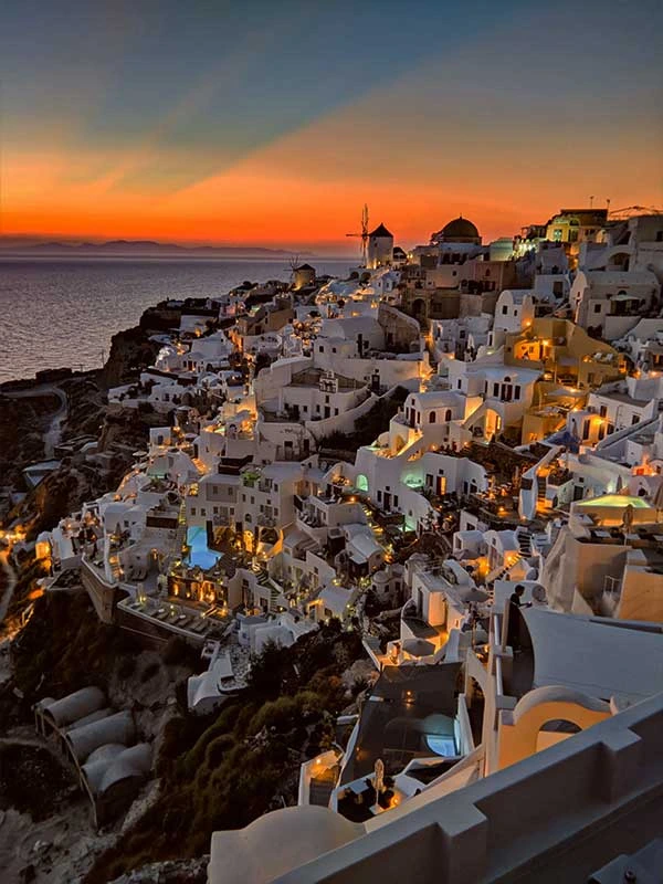 Santorini, Greece — Best Sunset Spots in Santorini